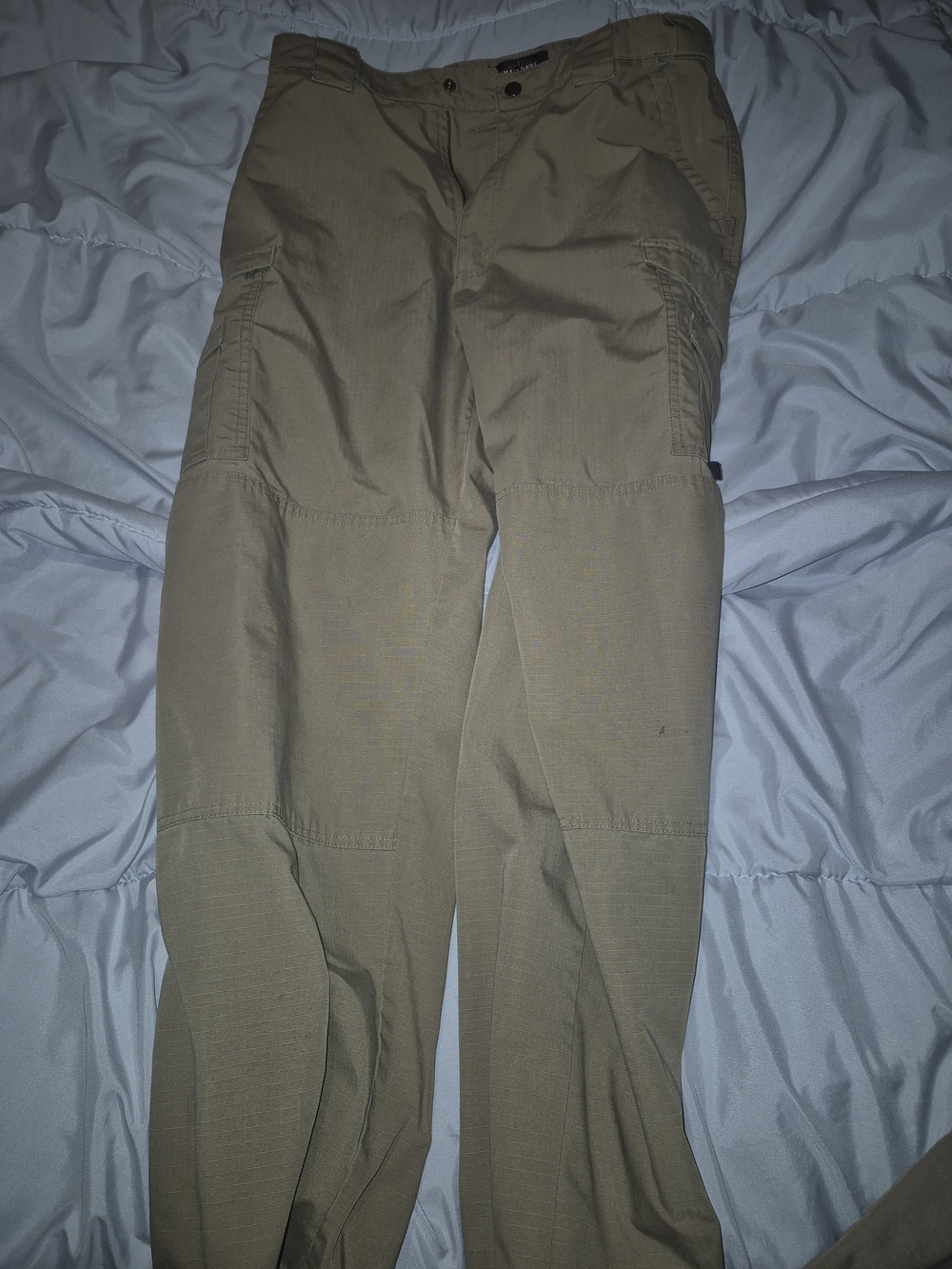 Men's Work Cargo Pants in Tan